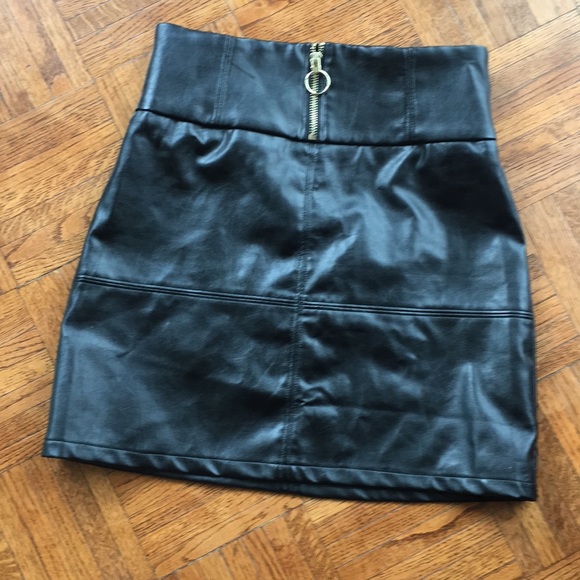paralell lines Dresses & Skirts - Parallel Lines skirt
